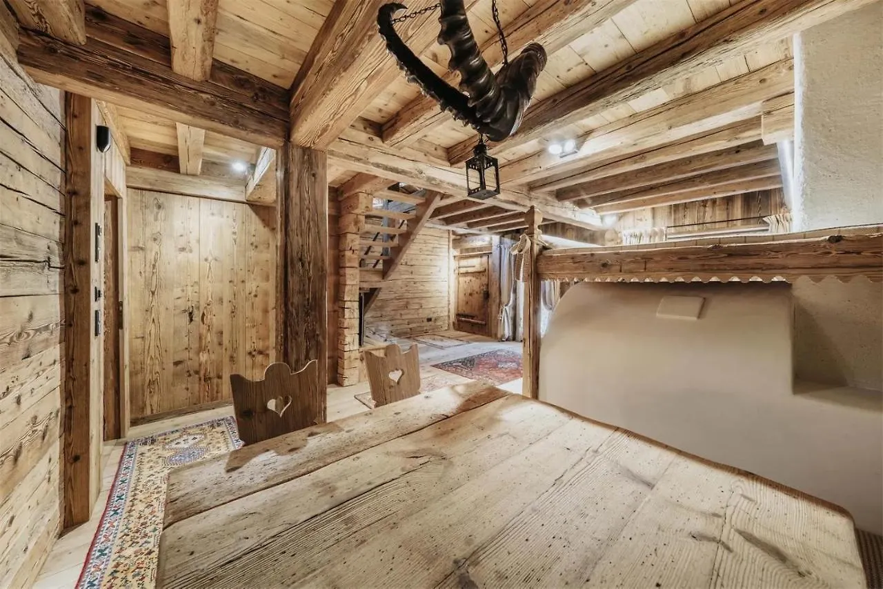 Luxury Cortina Lägenhet Cortina dʼAmpezzo Rum i privatbostad