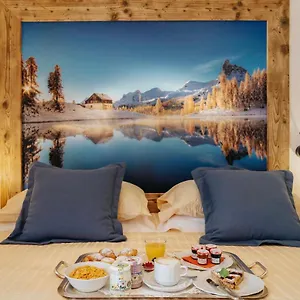 Hotel Panda Cortina- Ricarica Auto Elettriche, Cortina dʼAmpezzo