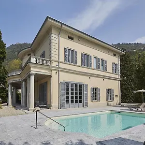 Platamone Villa Como