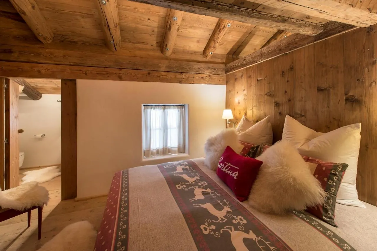 Luxury Cortina Apartment Cortina d'Ampezzo Homestay