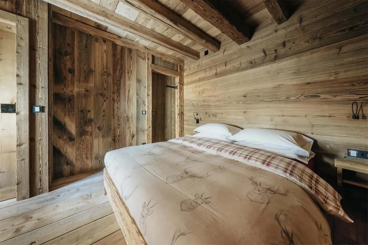 Homestay Luxury Cortina Apartment Cortina d'Ampezzo